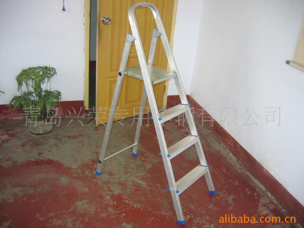 Aluminum four step ladderT5004